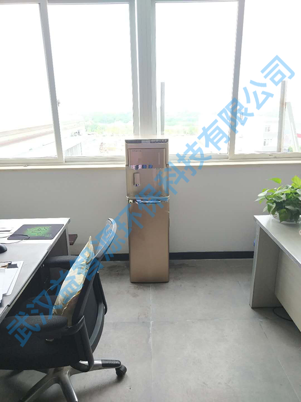 華一兄弟服飾創(chuàng)意產(chǎn)業(yè)園選用我司沁園純水設(shè)備、沁園QX-DF-1302管線機(jī)